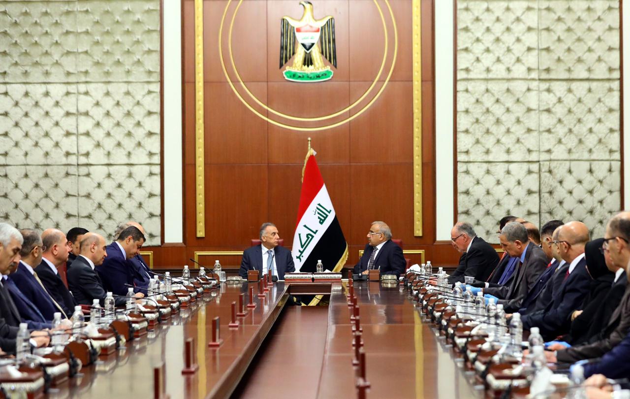 بالصور | أربع جمل لعبد المهدي بـ